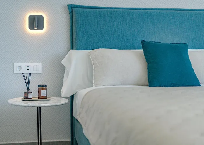 Estandar 1 - Casangular By Upper Адехе