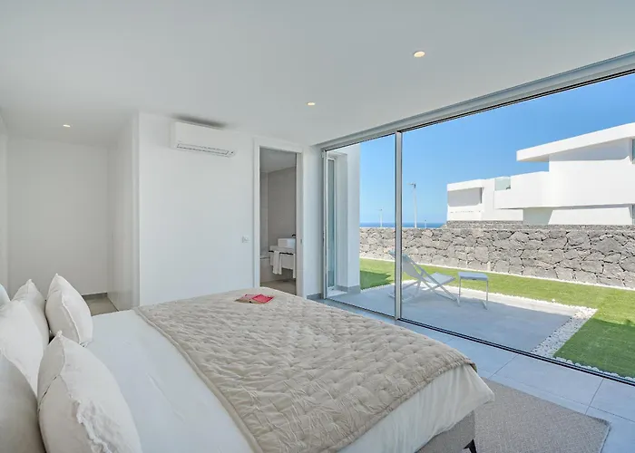 Estandar 1 - Casangular By Upper Вілла Адехе