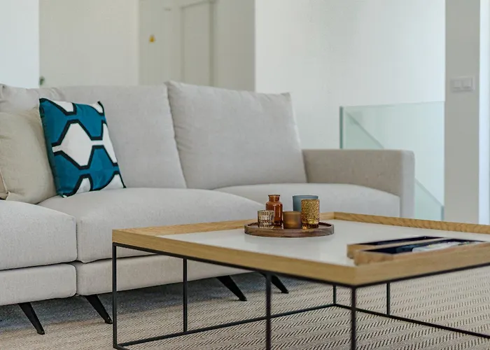 Estandar 1 - Casangular By Upper * Адехе